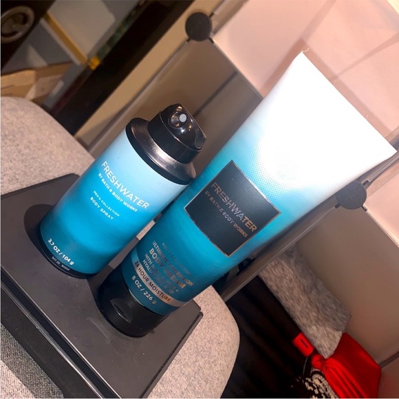 Bath & Body Works Men’s Collection Freshwater Set - Picture 2 of 2